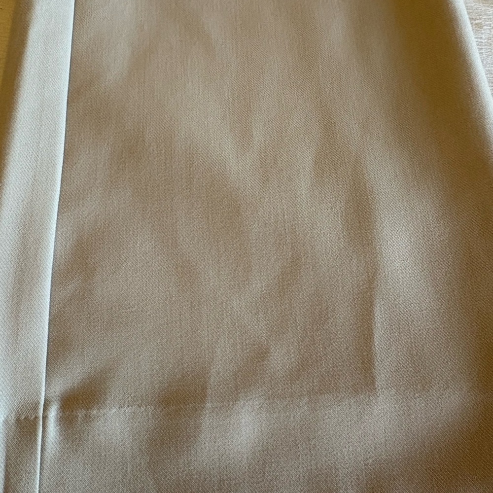 Abercrombie & Fitch Beige High-Rise Pleated Trousers - Picture 2 of 6